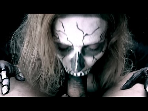 ❤️ Demonityttö imi munaa mustalla suullaan ja nielaisi spermaa. ☑ Kotitekoinen porno at us fi.tubesexer-com.ru
